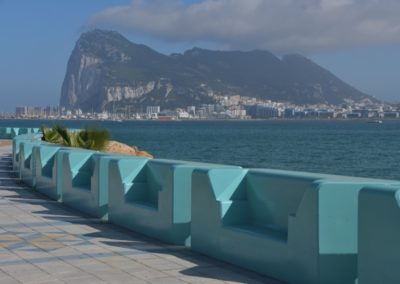 Spanien, Blick auf den berühmten Affenfelsen von Gibraltar (brit. Überseegebiet)